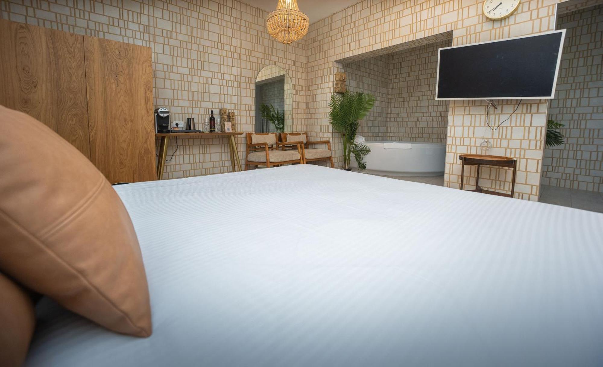 Estate Spa Boutique Hotel - Adults Only Реховот Екстер'єр фото