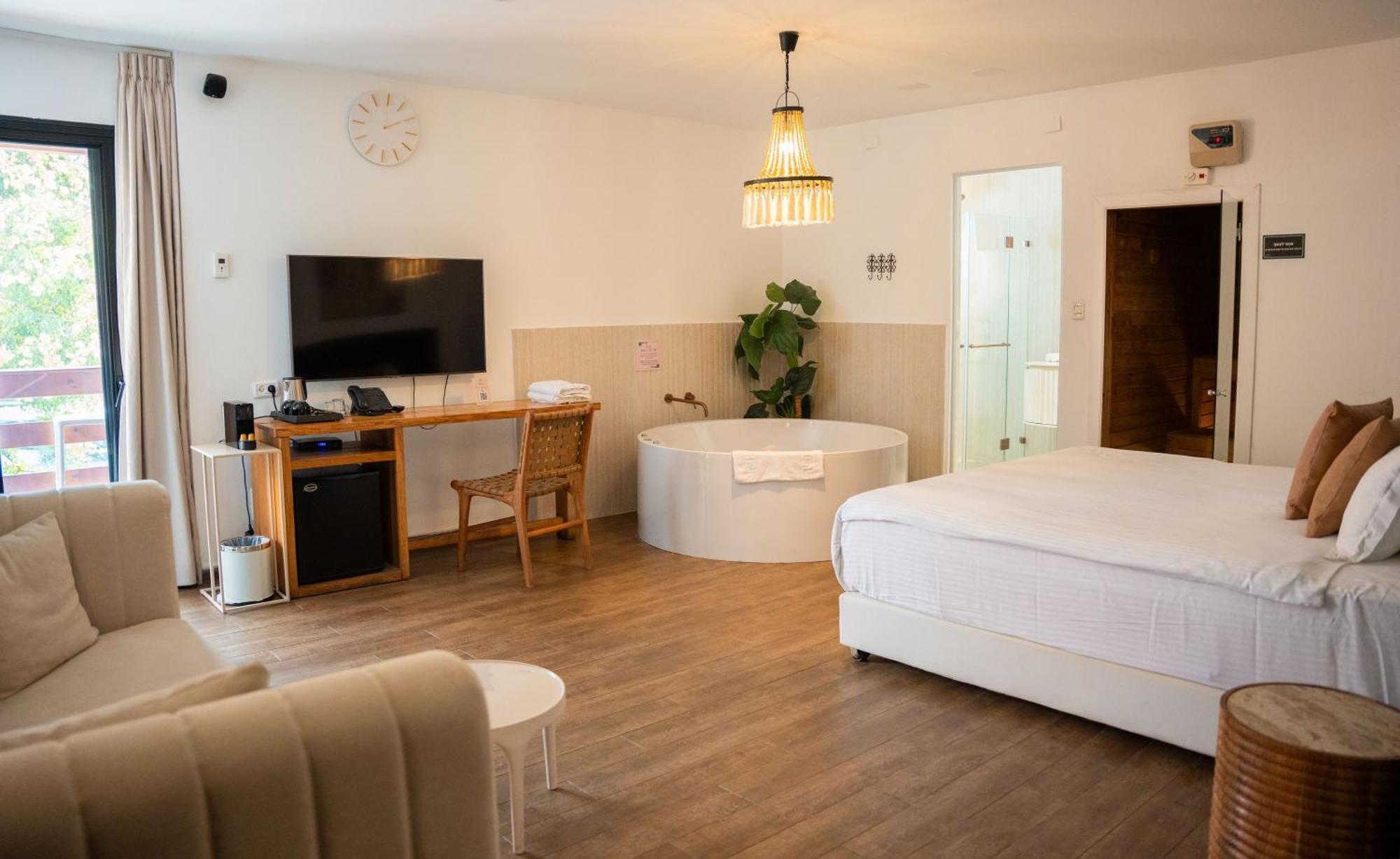 Estate Spa Boutique Hotel - Adults Only Реховот Екстер'єр фото